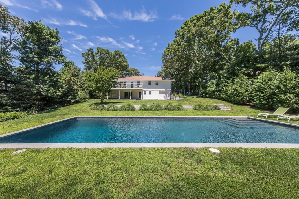 60 BLUFF Pt RD  