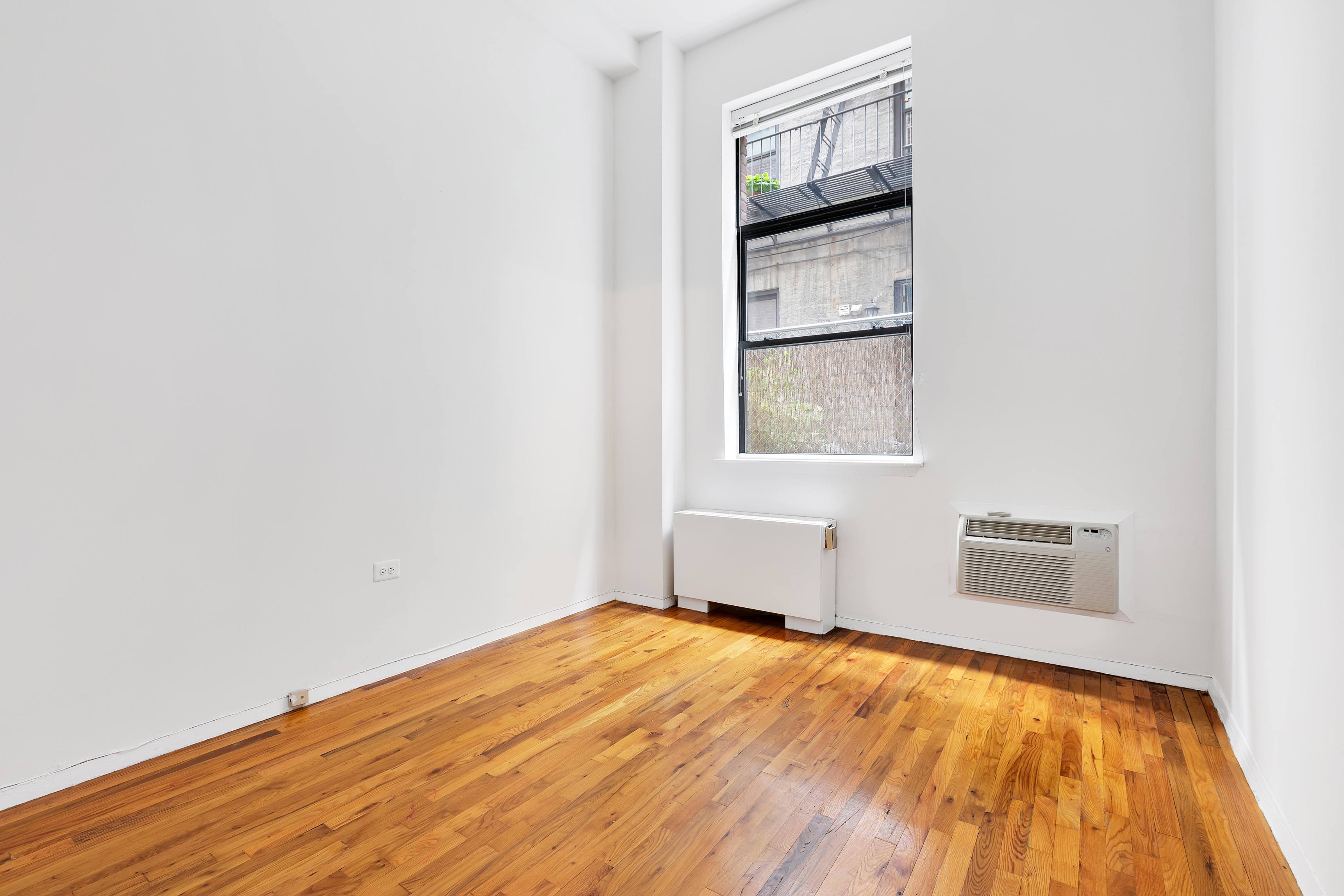 215 West 84th Street, Unit 118 Manhattan, NY 10024 - Photo 3 of 6