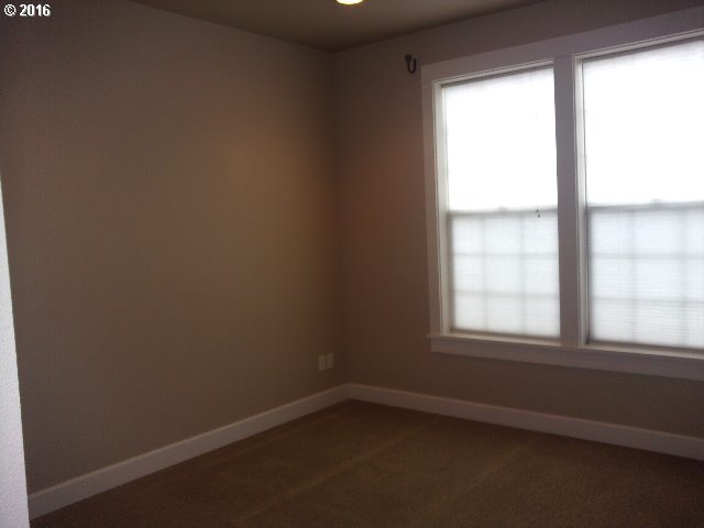 2621 Northwest Brockway Road Winston, OR 97496 - Photo 1 of 15 Gallery Image 1