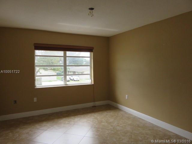 10803 Southwest 6th Street, Unit 14 Miami, FL 33174 - Photo 11 of 12