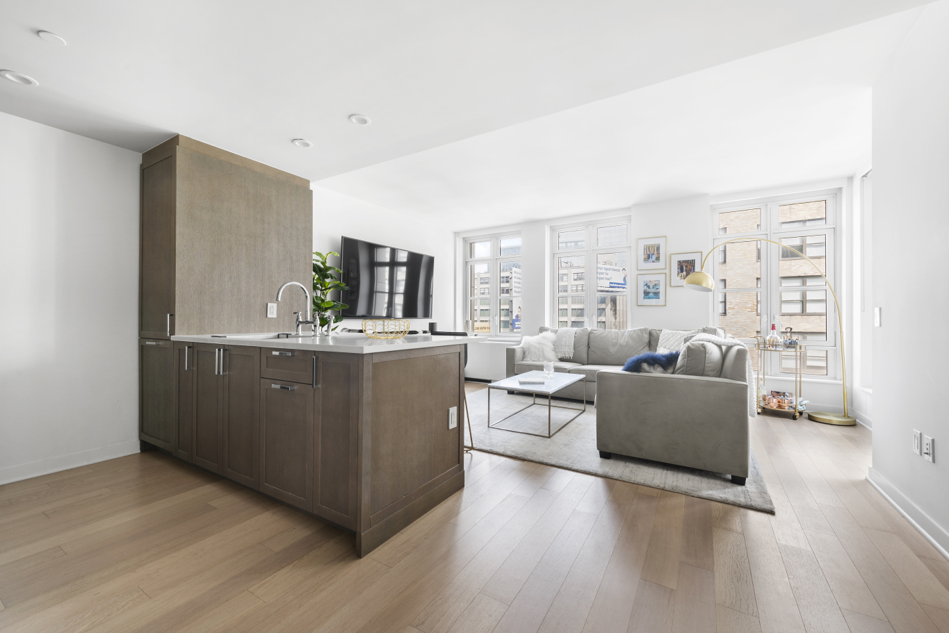 261 Hudson Street, Unit 10J Manhattan, NY 10013 - Photo 3 of 12