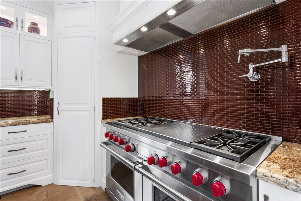 70 Giralda Walk Long Beach, CA 90803 - Photo 9 of 27