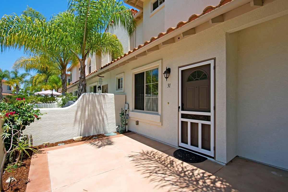 4026 Craven Road Oceanside, CA 92057 - Photo 3 of 25