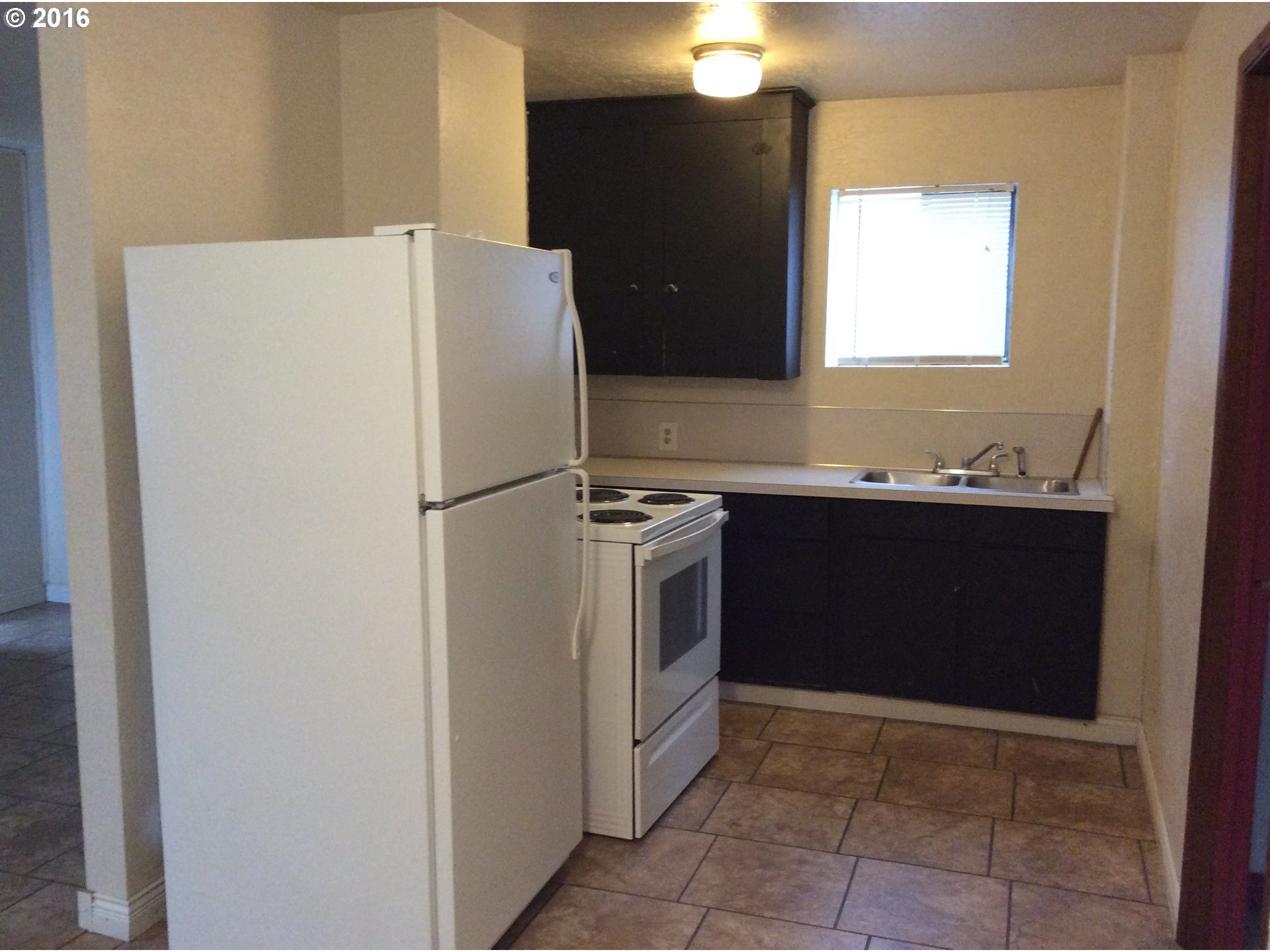 229 West Ridgeway Avenue Hermiston, OR 97838 - Photo 7 of 30 Gallery Image 7