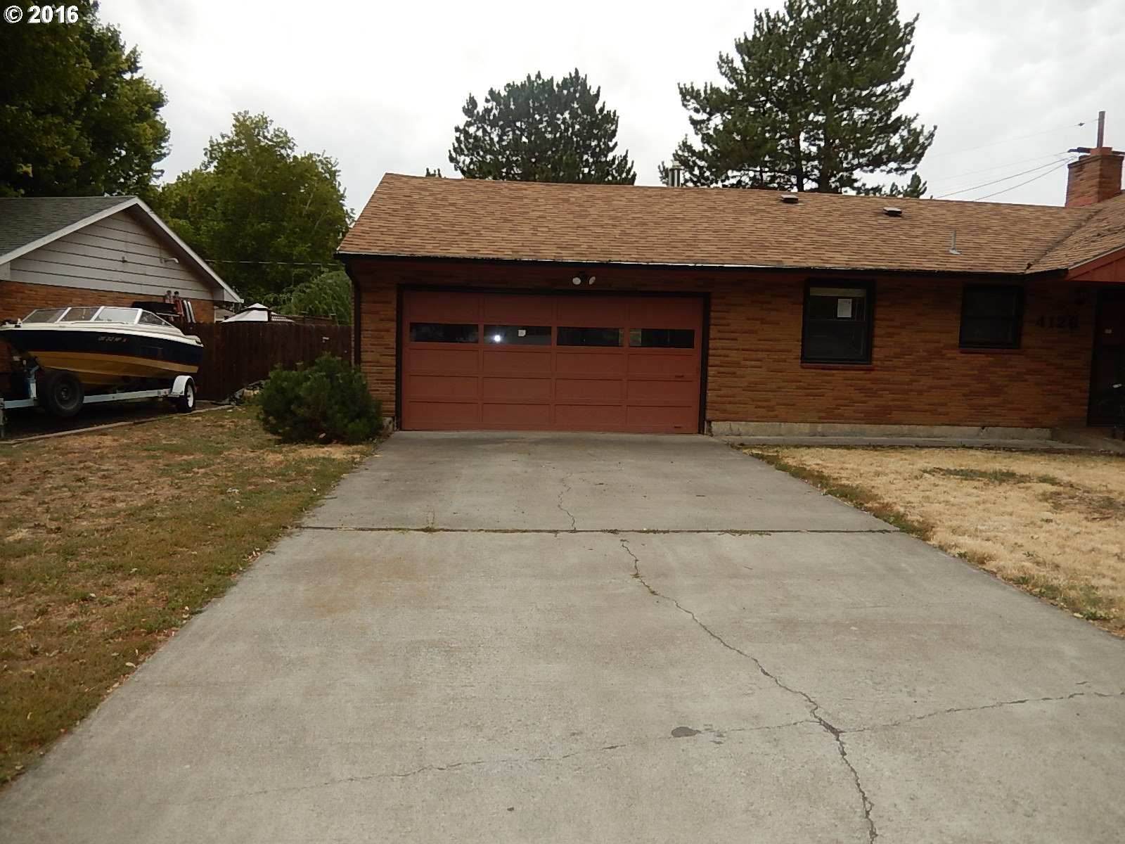 4126 Southwest Perkins Court Pendleton, OR 97801 - Photo 4 of 32