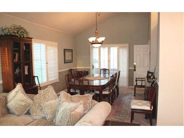14154 Rio Court Poway, CA 92064 - Photo 5 of 25
