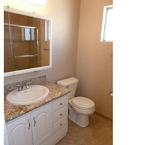 294 Chambers Street, Unit 6 El Cajon, CA 92020 - Photo 8 of 11