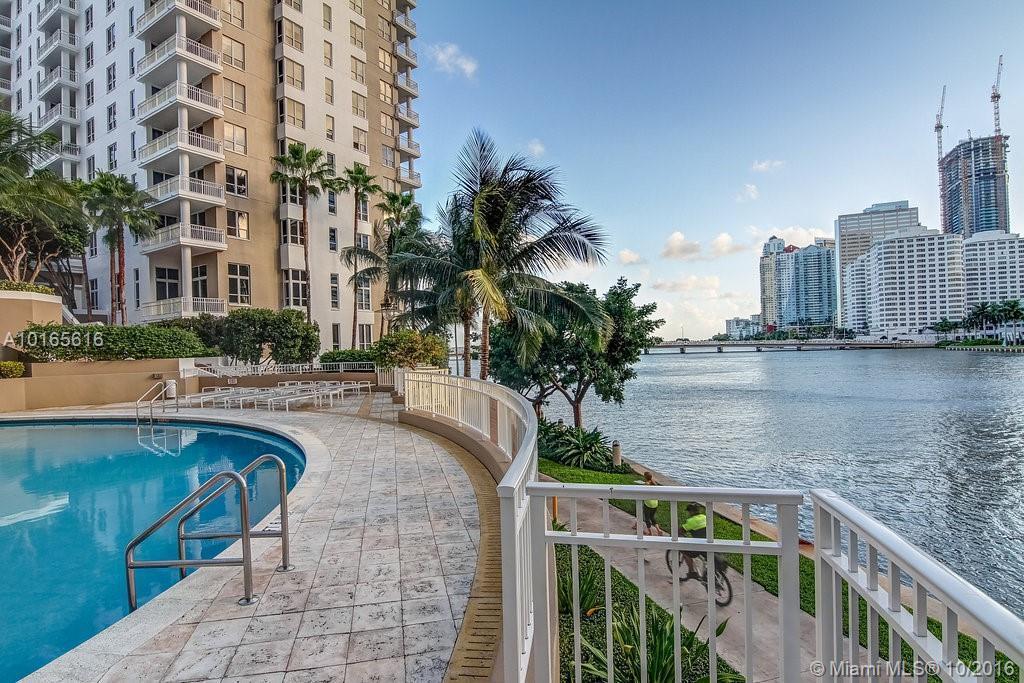 801 Brickell Key Boulevard, Unit 3102 Miami, FL 33131 - Photo 12 of 23