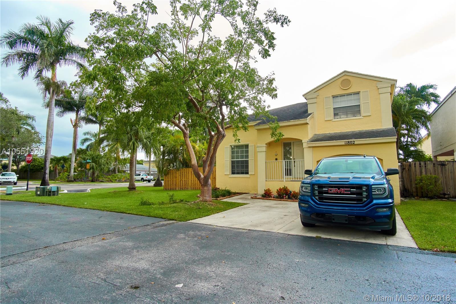 11802 Southwest 100th Terrace Miami, FL 33186 - Photo 4 of 4