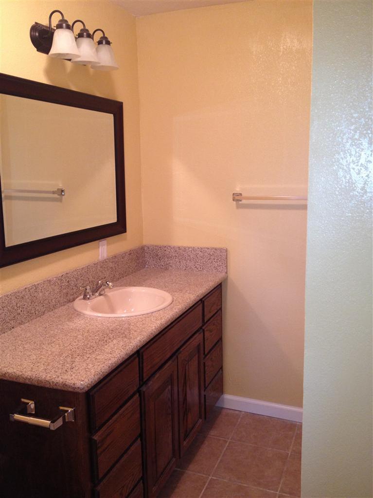 2344 Jenkins Road Bakersfield, CA 93314 - Photo 9 of 19 Gallery Image 9