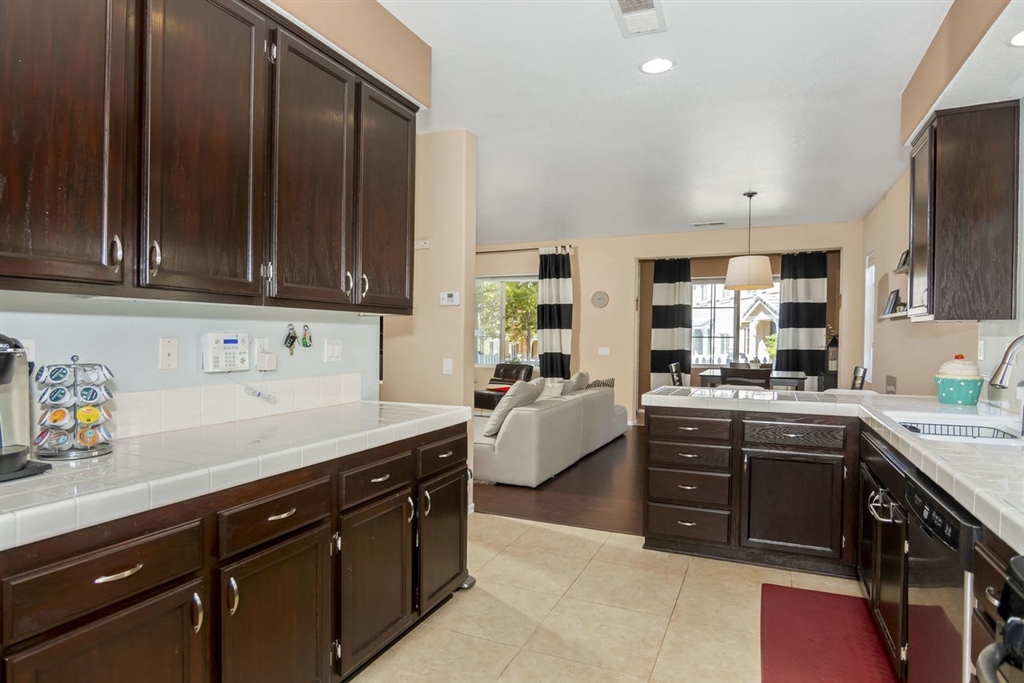 1925 Impressionist Drive, Unit 3 Chula Vista, CA 91913 - Photo 11 of 25