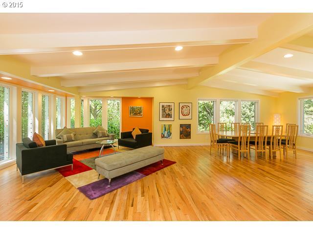 1110 Southwest Comus Street Portland, OR 97219 - Photo 10 of 16 Gallery Image 10