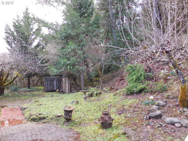 6576 Garden Valley Road Roseburg, OR 97471 - Photo 17 of 19 Gallery Image 17