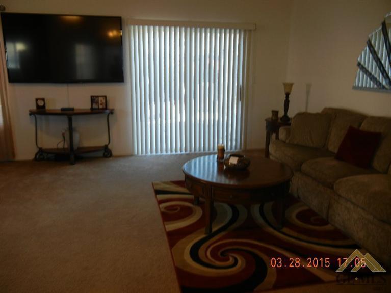 1036 Clearview Street Tehachapi, CA 93561 - Photo 9 of 20 Gallery Image 9