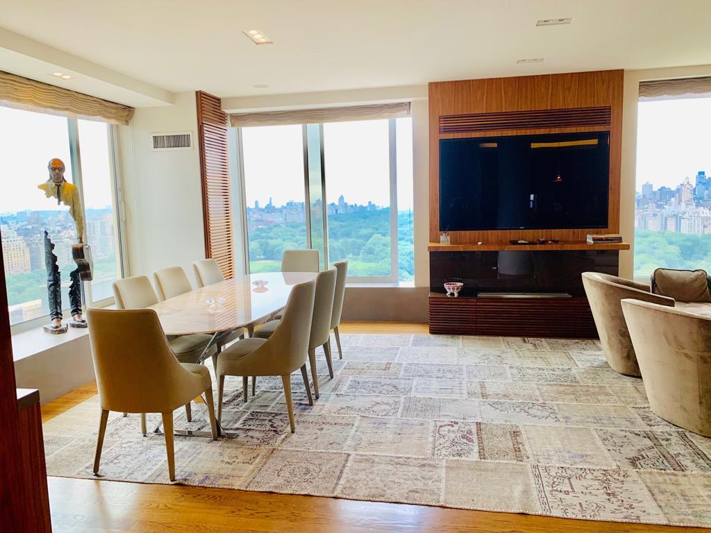 106 Central Park South, Unit 33A Manhattan, NY 10019 - Photo 2 of 17