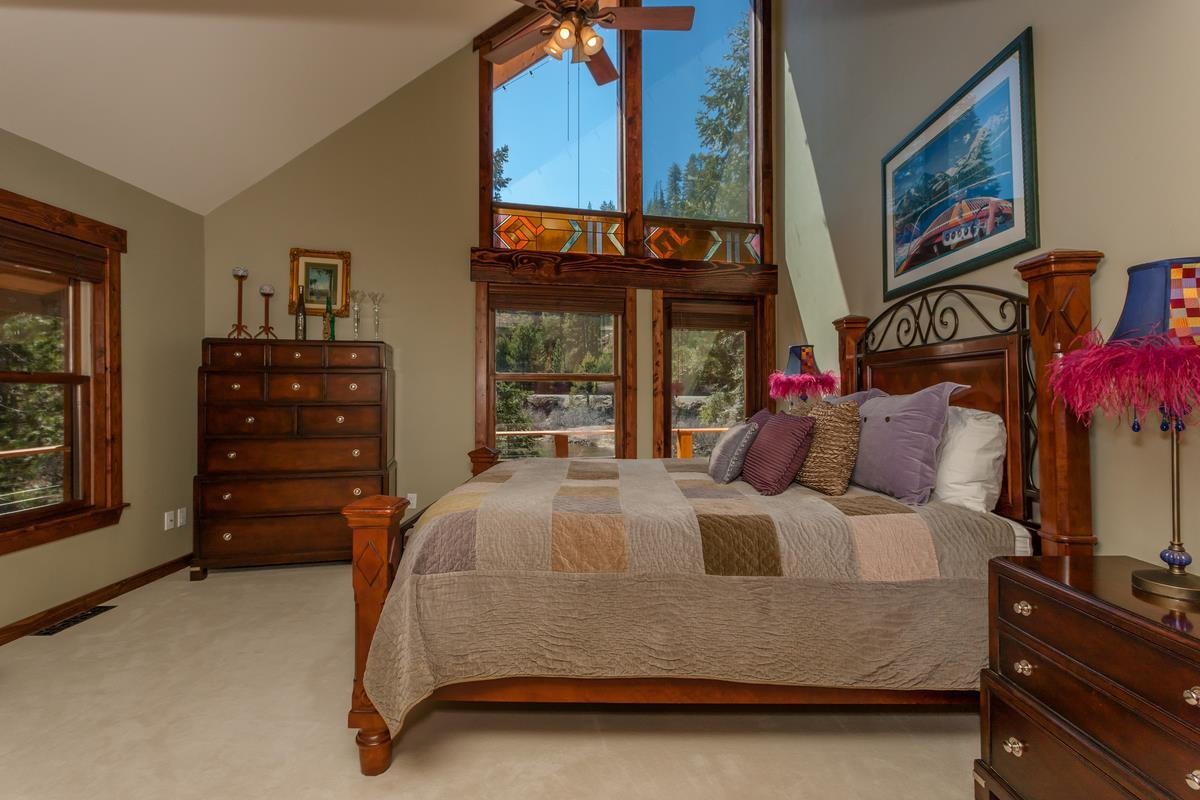 8440 River Road Truckee, CA 96161 - Photo 7 of 14