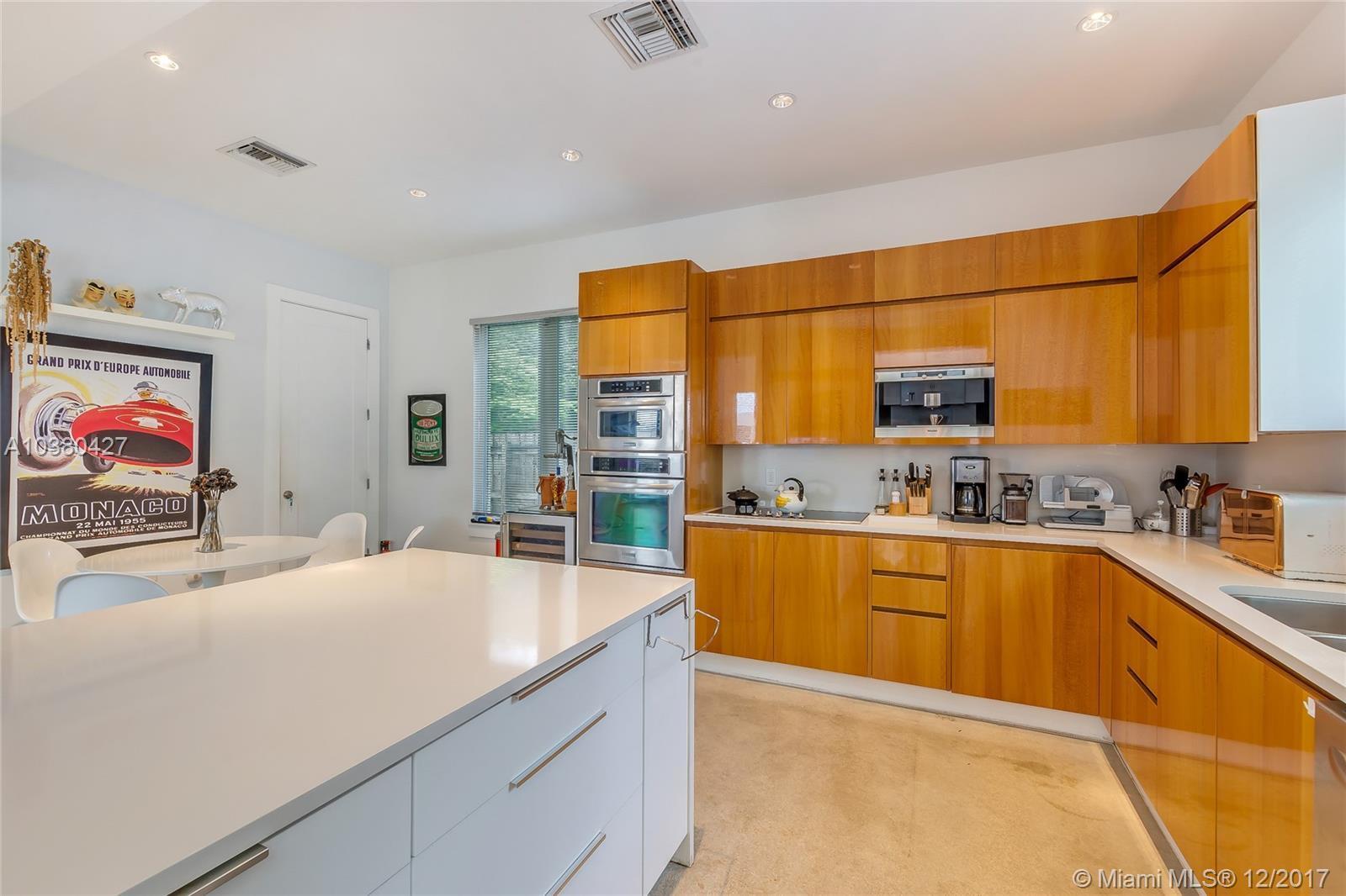 696 Northeast 68th Street Miami, FL 33138 - Photo 11 of 22