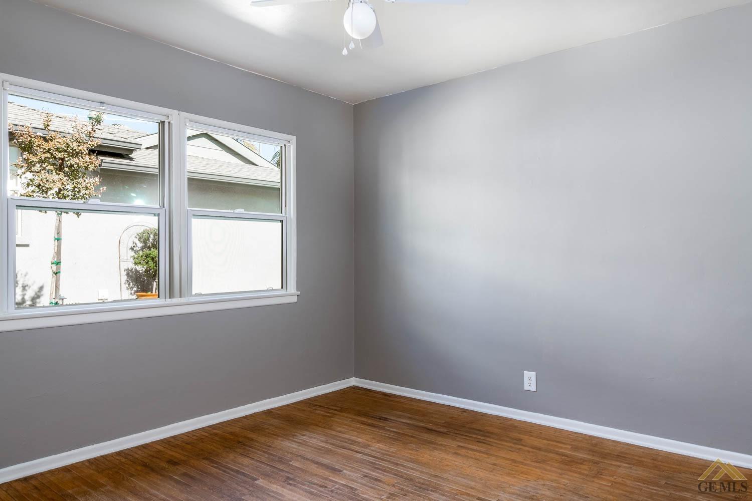 3014 Edwards Avenue Bakersfield, CA 93306 - Photo 3 of 32