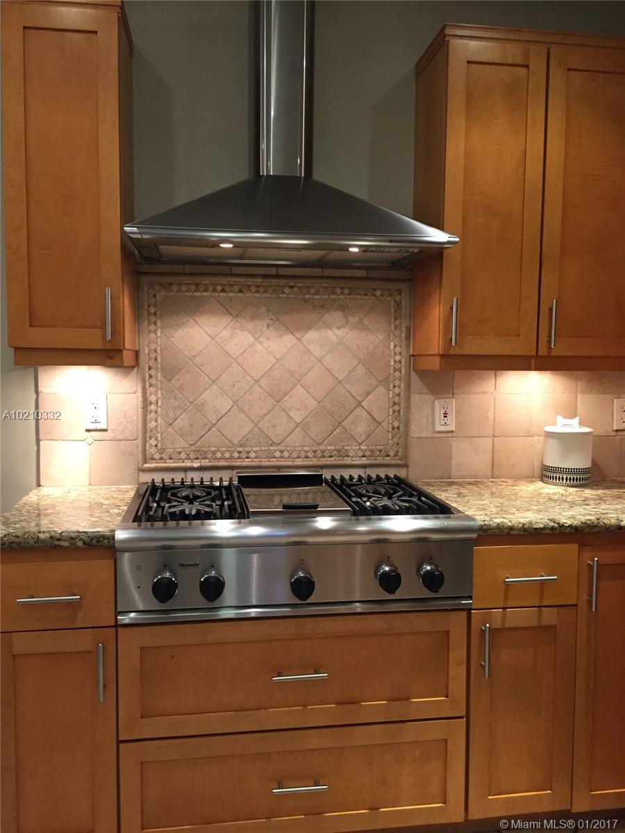 4581 Adams Avenue Miami Beach, FL 33140 - Photo 15 of 34