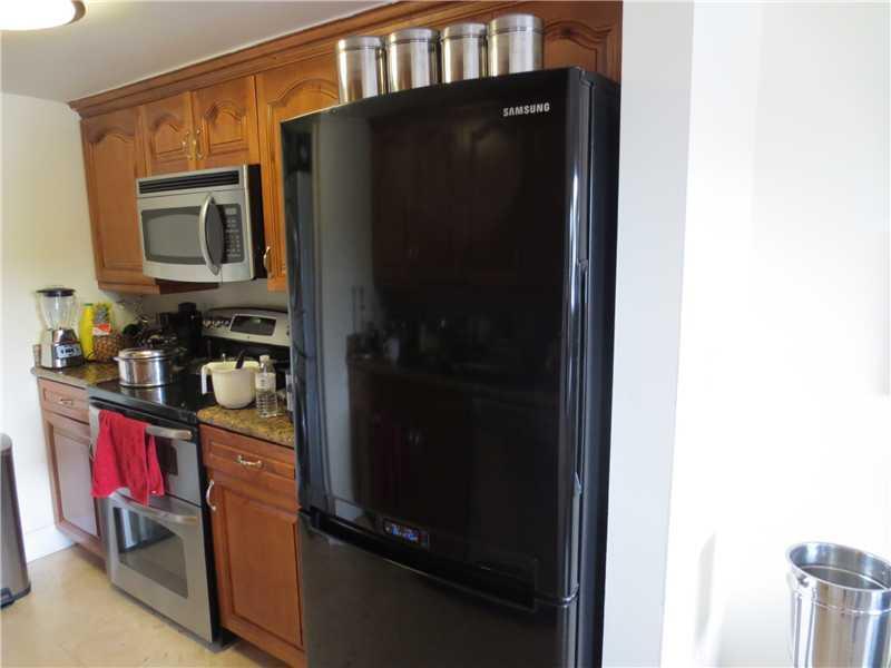 2415 Northwest 16th St Road, Unit 102 Miami, FL 33125 - Photo 9 of 26 Gallery Image 9