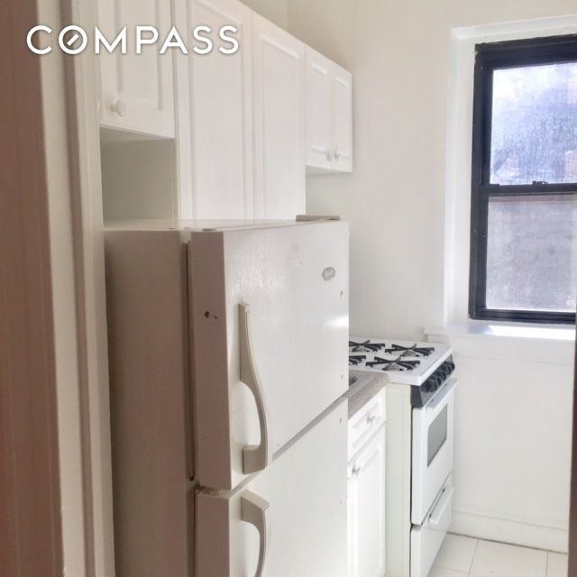 209 West 104th Street, Unit 2C Manhattan, NY 10025 - Photo 8 of 10