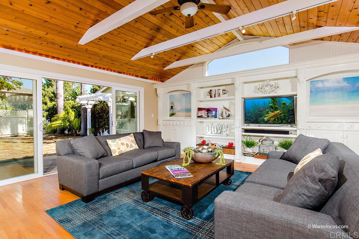 216 Ocean Street Solana Beach, CA 92075 - Photo 5 of 20