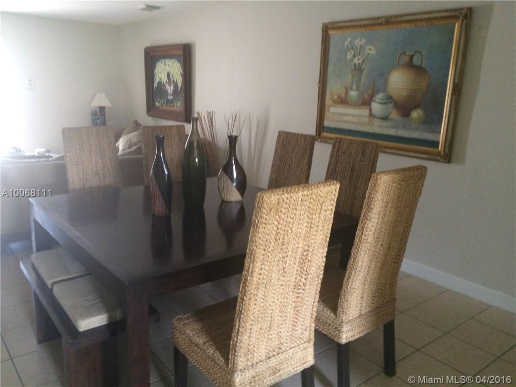 15105 Southwest 31st Terrace Miami, FL 33185 - Photo 3 of 16
