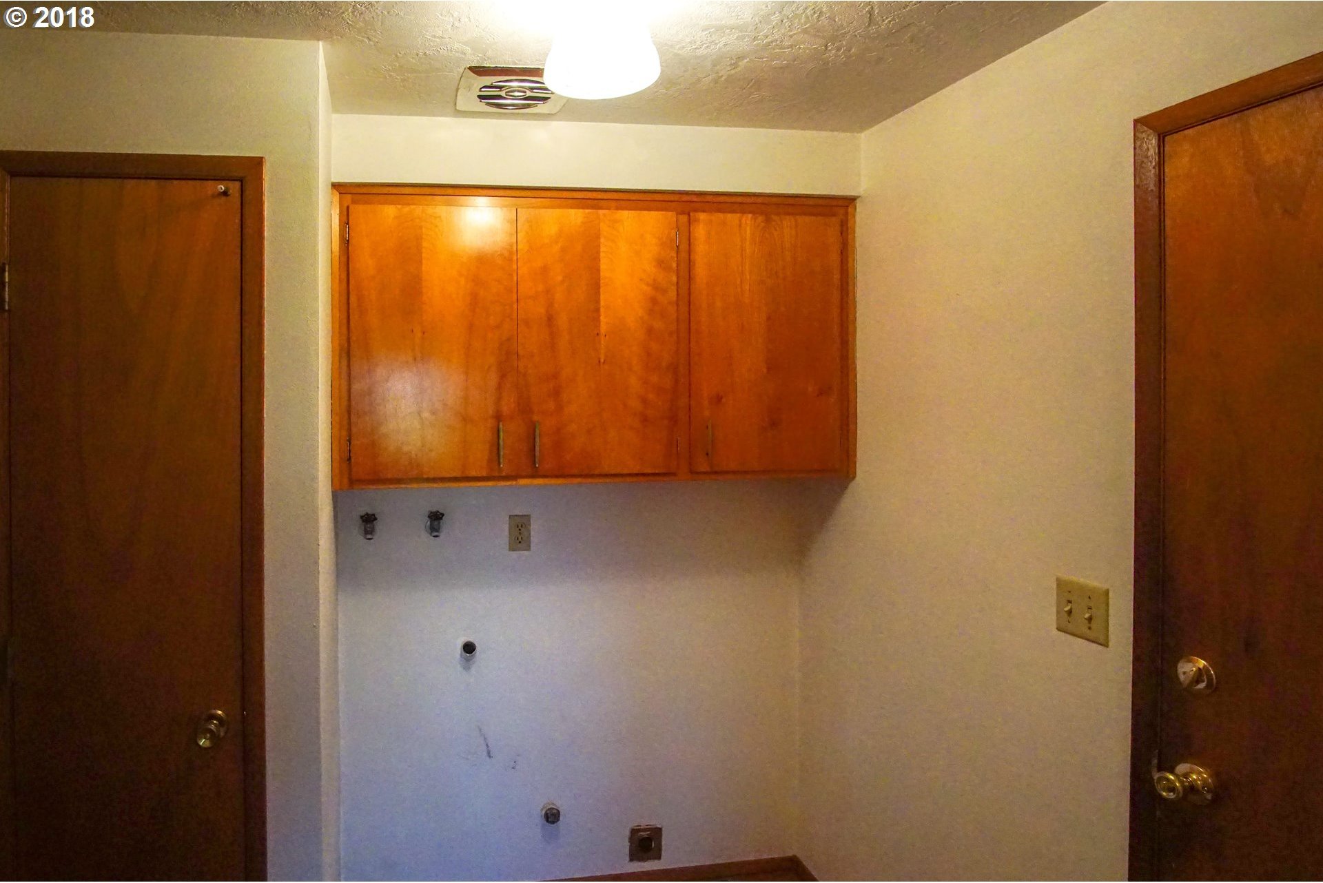 2493 17th Place Springfield, OR 97477 - Photo 10 of 27 Gallery Image 10