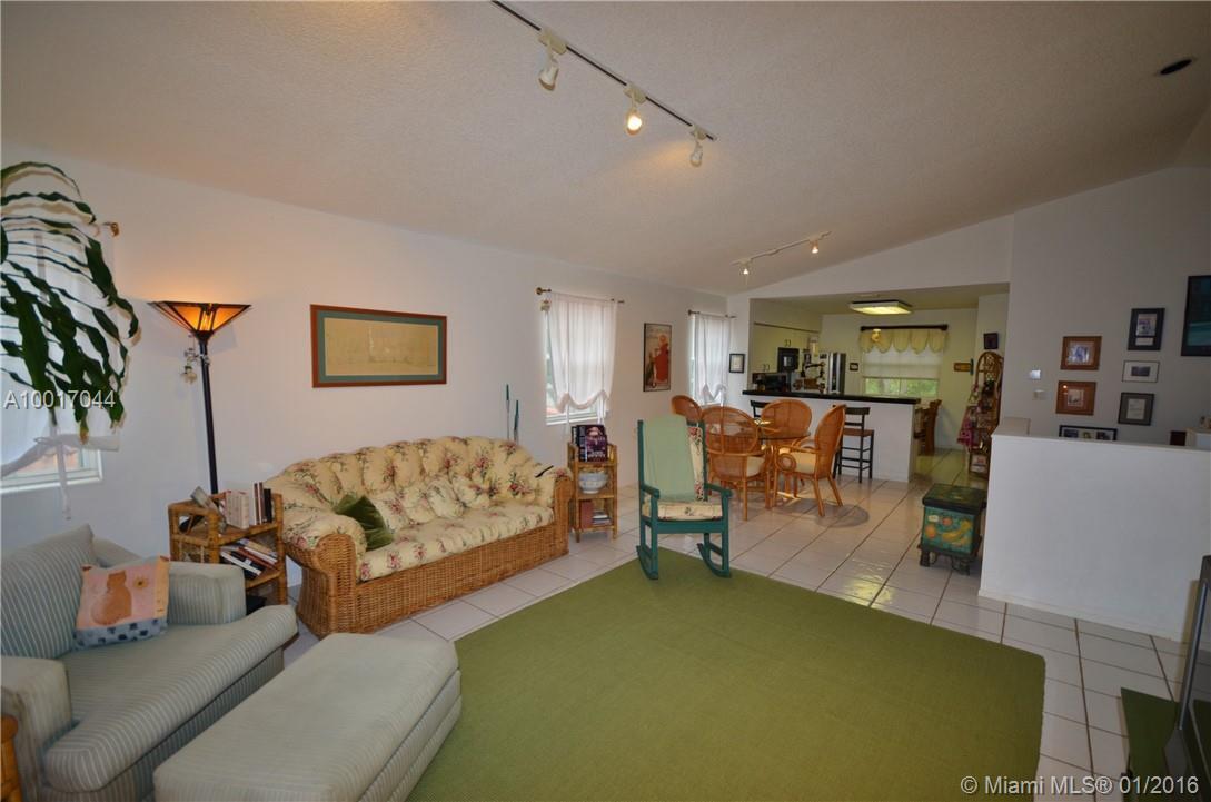 14705 Balgowan Road, Unit 20411 Miami Lakes, FL 33016 - Photo 6 of 20 Gallery Image 6
