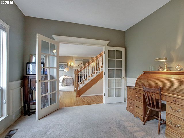 9974 Southwest Steeplechase Circle Beaverton, OR 97008 - Photo 11 of 27 Gallery Image 11