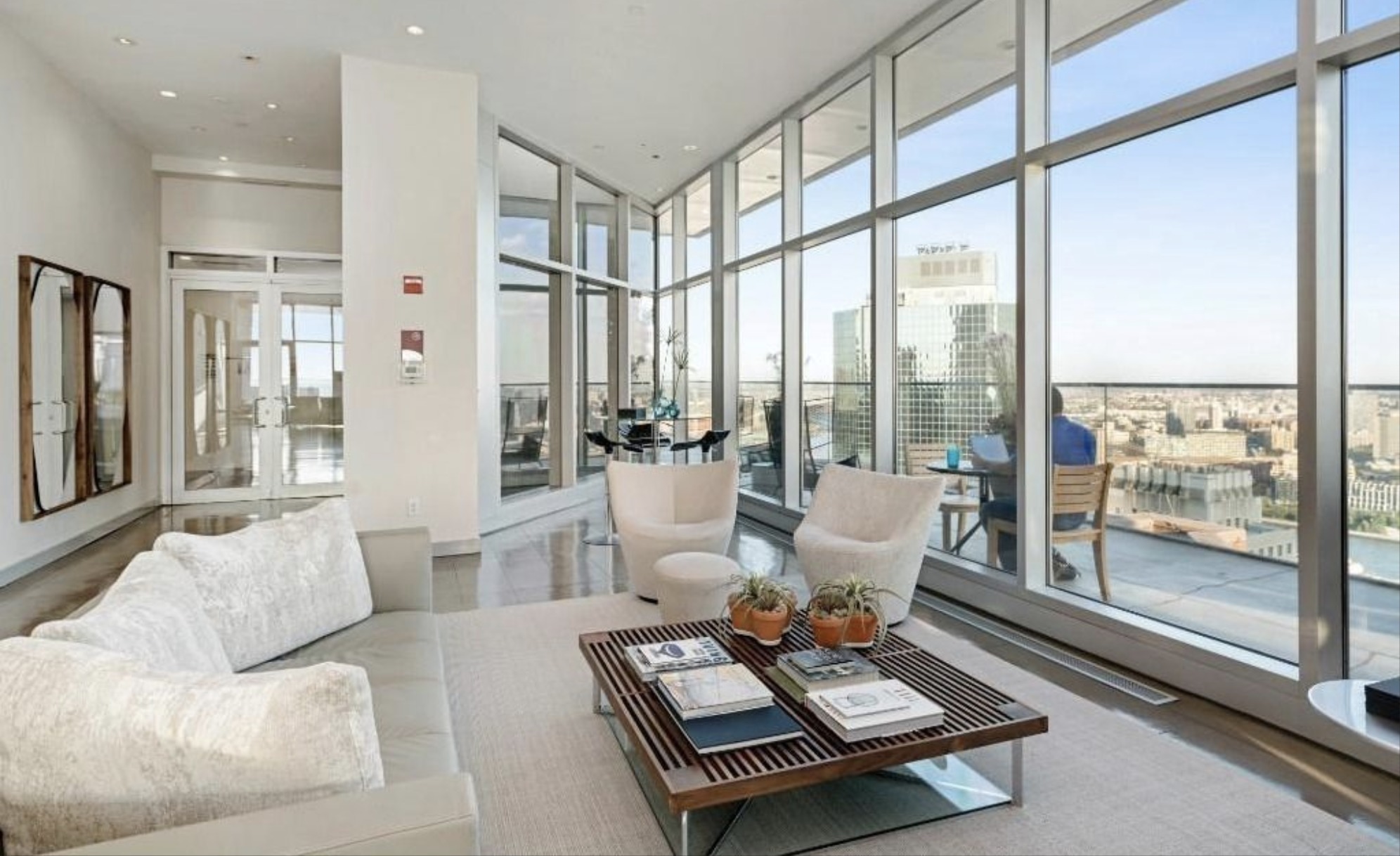 75 Wall Street, Unit 28H Manhattan, NY 10005 - Photo 10 of 11