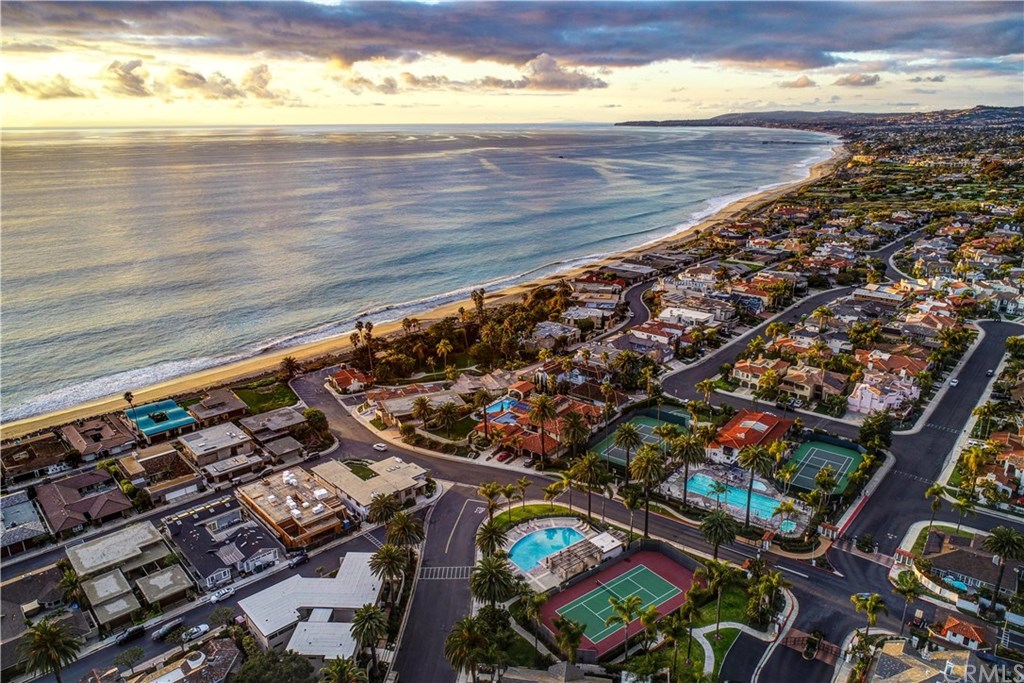 6 Via Colorso San Clemente, CA 92672 - Photo 27 of 32 Walking distance to the beach!!