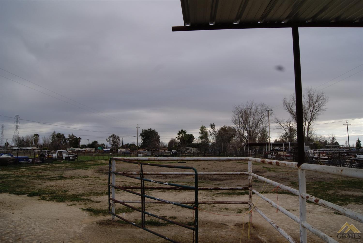 22741 Meacham Road Bakersfield, CA 93314 - Photo 17 of 21 Gallery Image 17