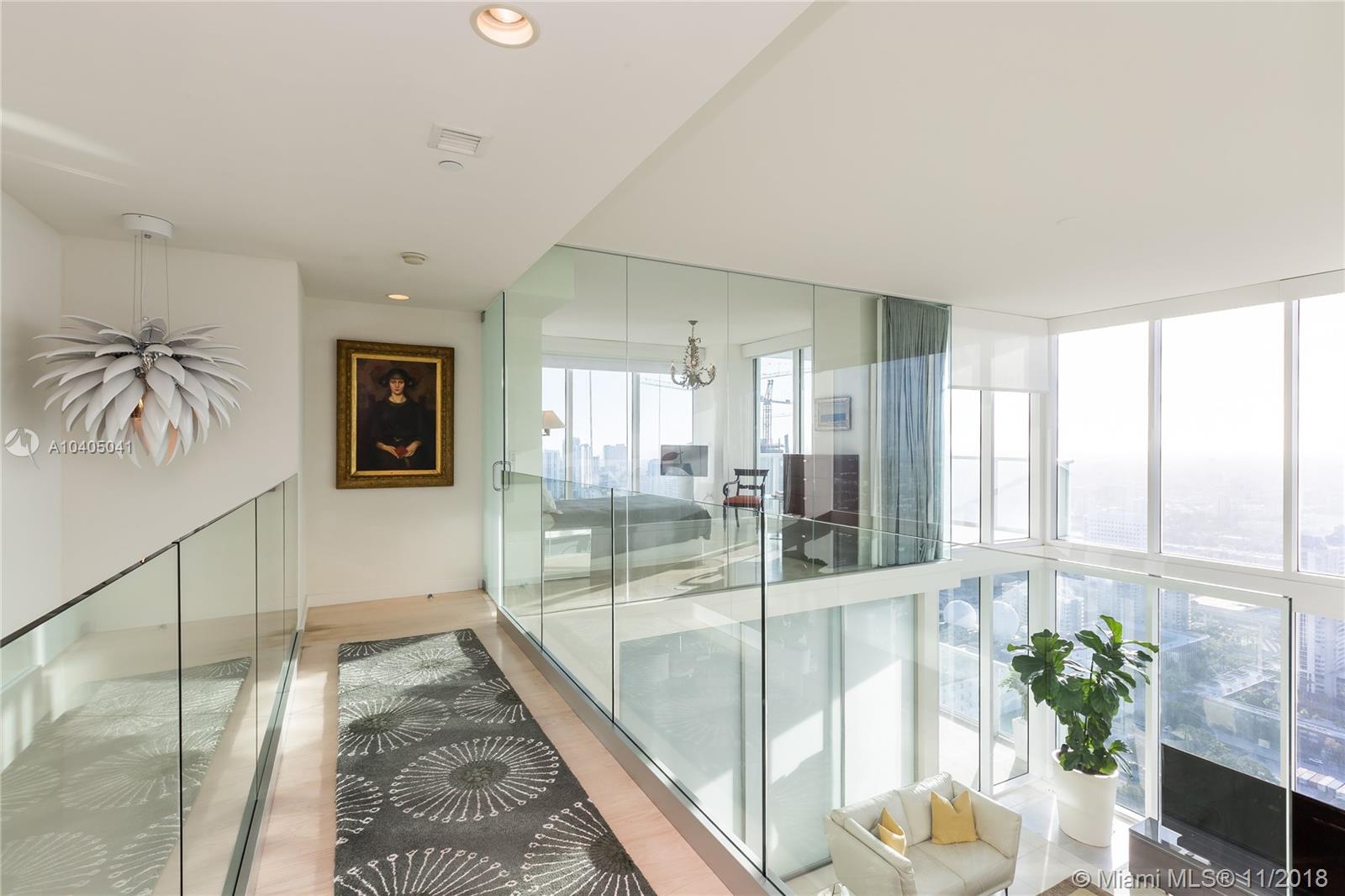 1040 Biscayne Boulevard, Unit 4407 Miami, FL 33132 - Photo 16 of 33