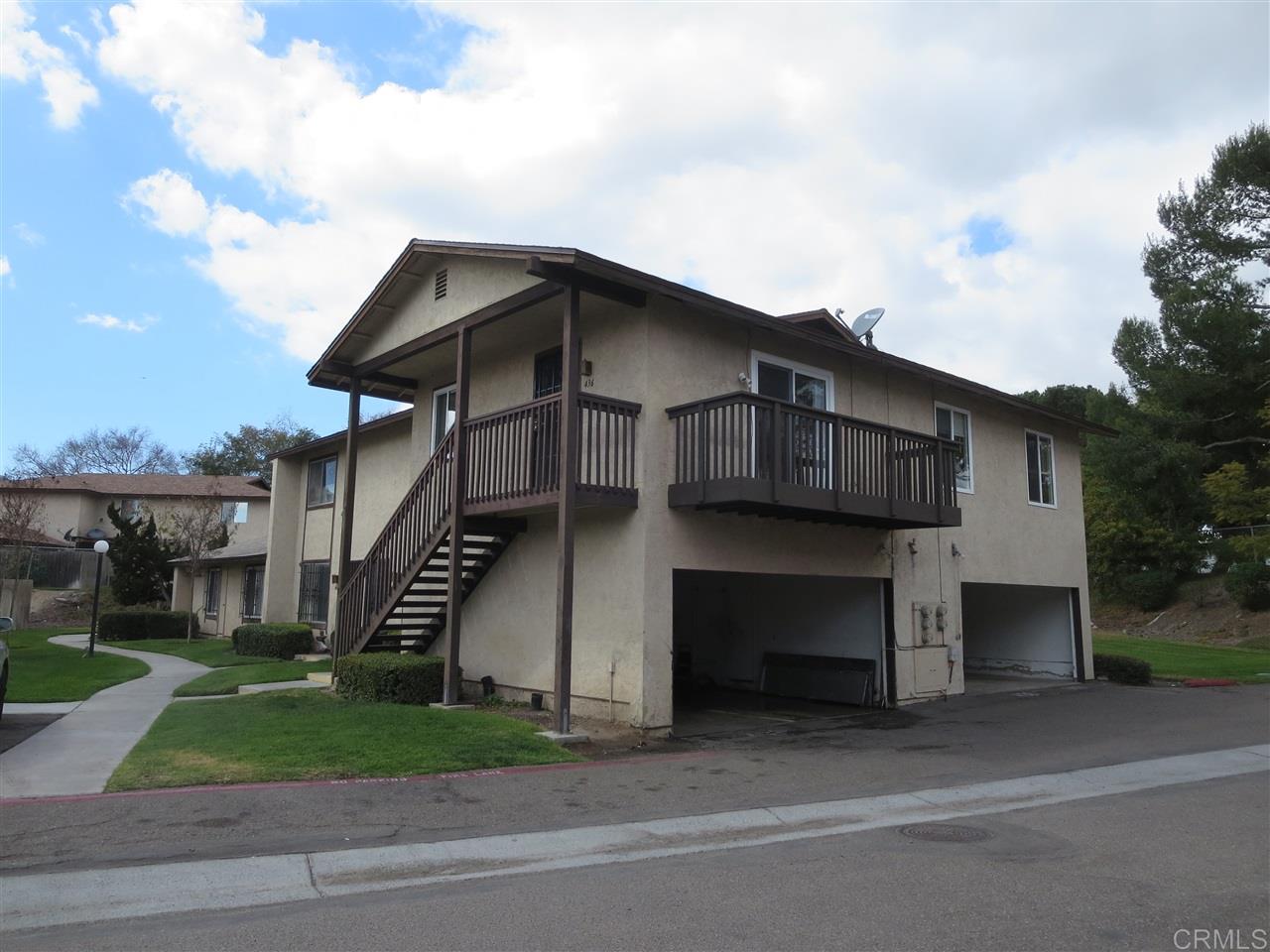 436 Ridgeway Court Spring Valley, CA 91977 - Photo 4 of 25