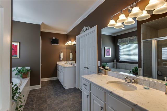 424 Pearre Springs Way Franklin, TN 37064 - Photo 3 of 10