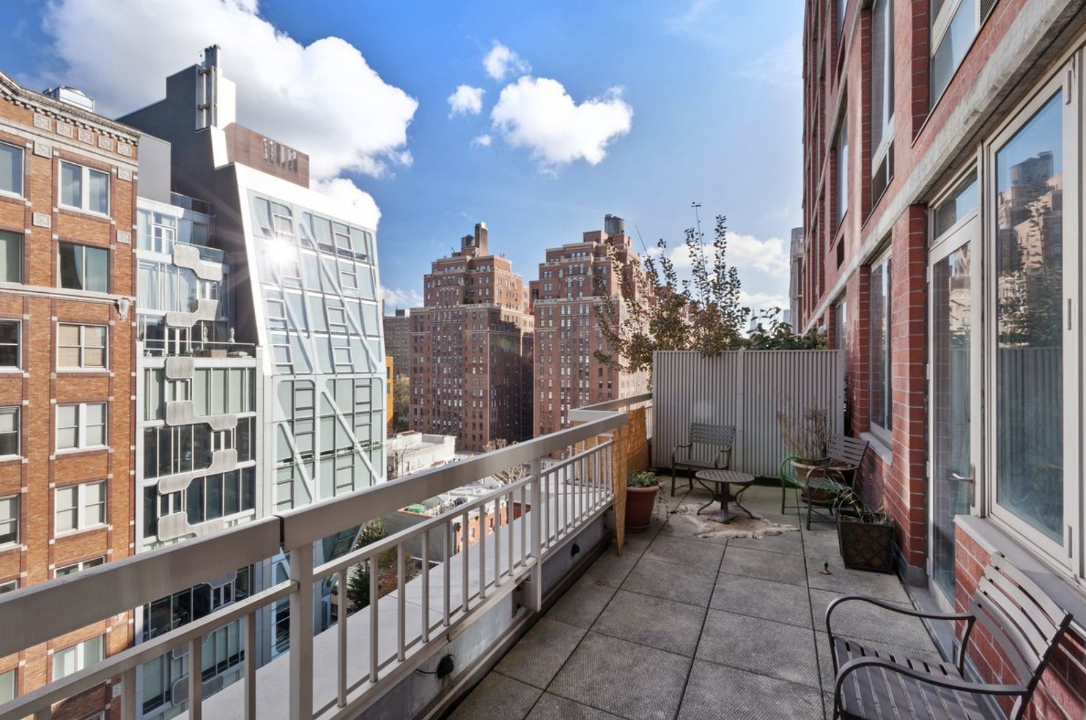 520 West 23rd Street, Unit 11D Manhattan, NY 10011 - Photo 3 of 11