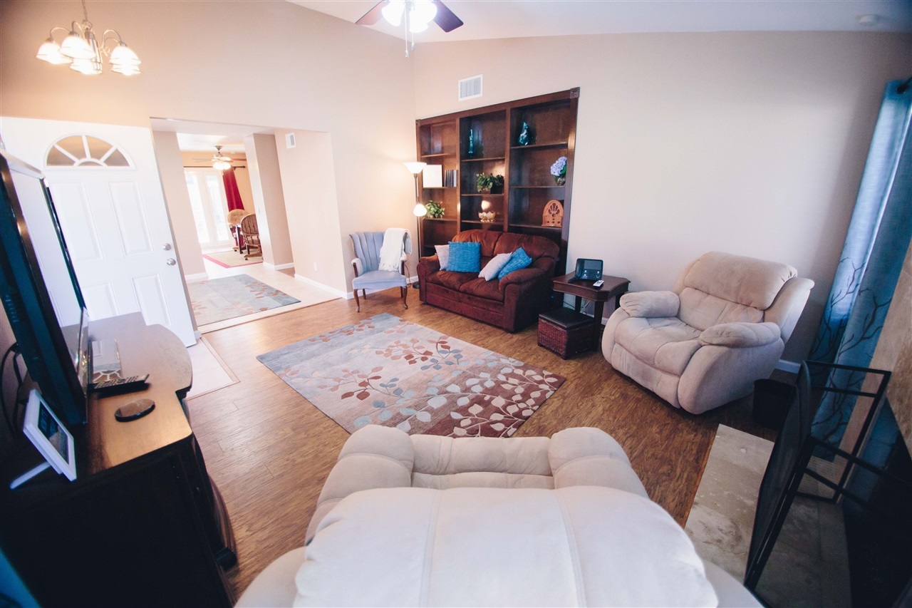 10509 Moorpark Street Spring Valley, CA 91978 - Photo 4 of 23 Gallery Image 4