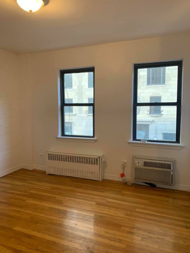 300 East 81st Street, Unit 1E Manhattan, NY 10075 - Photo 2 of 8