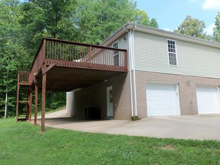 332 49 Overlook Road Dover, TN 37058 - Photo 3 of 22 Back