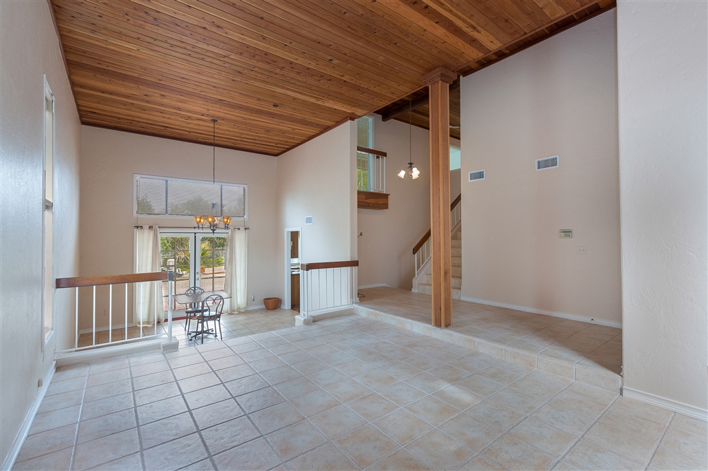 3336 Golfcrest Drive Oceanside, CA 92056 - Photo 7 of 25