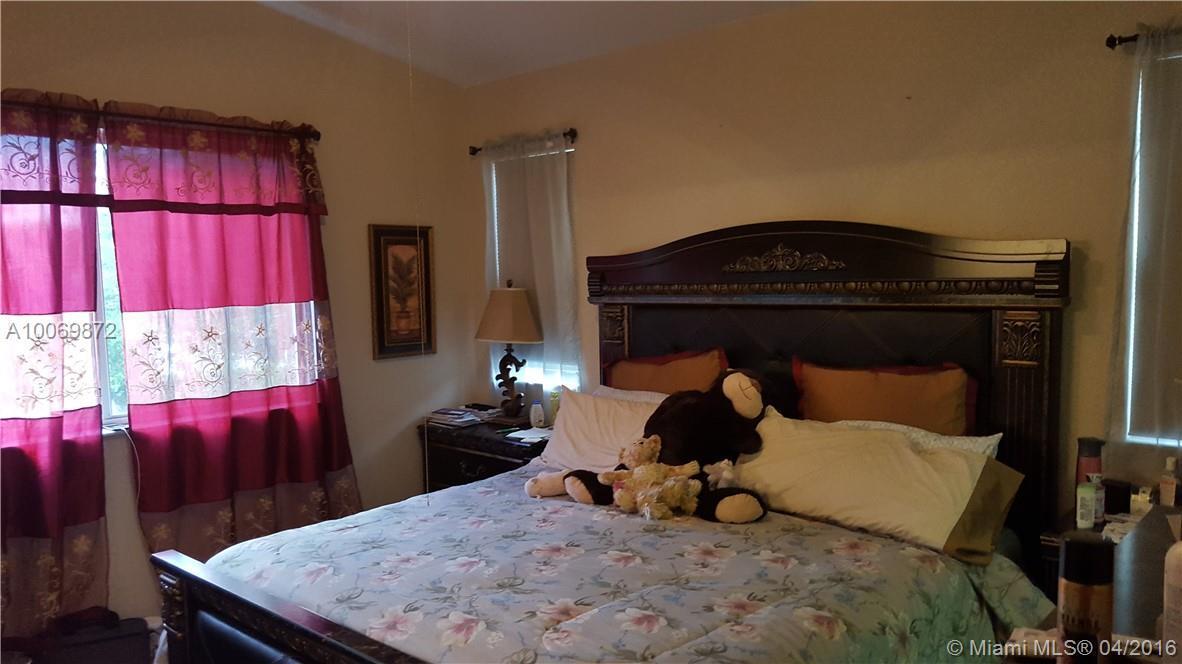 3033 Laurel Ridge Circle, Unit 3033 Riviera Beach, FL 33404 - Photo 3 of 23