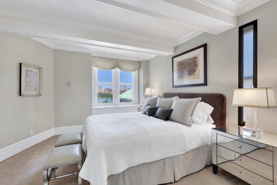 21 East 90th Street, Unit 14C Manhattan, NY 10128 - Photo 6 of 11