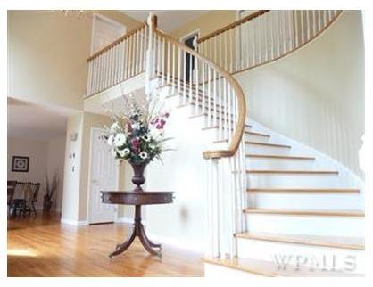 19 Mohawk Trail Katonah, NY 10536 - Photo 7 of 25