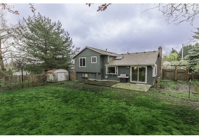 16669 Southwest Rigert Road Beaverton, OR 97007 - Photo 17 of 21 Gallery Image 17