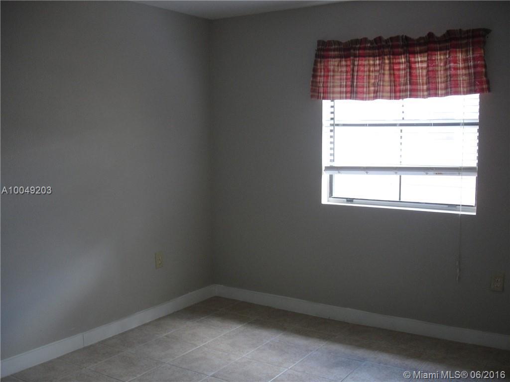 15551 Southwest 104th Terrace, Unit 825 Miami, FL 33196 - Photo 8 of 11