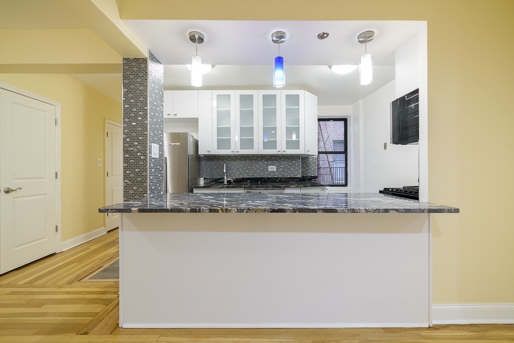 1801 Dorchester Road, Unit 4N Brooklyn, NY 11226 - Photo 3 of 11