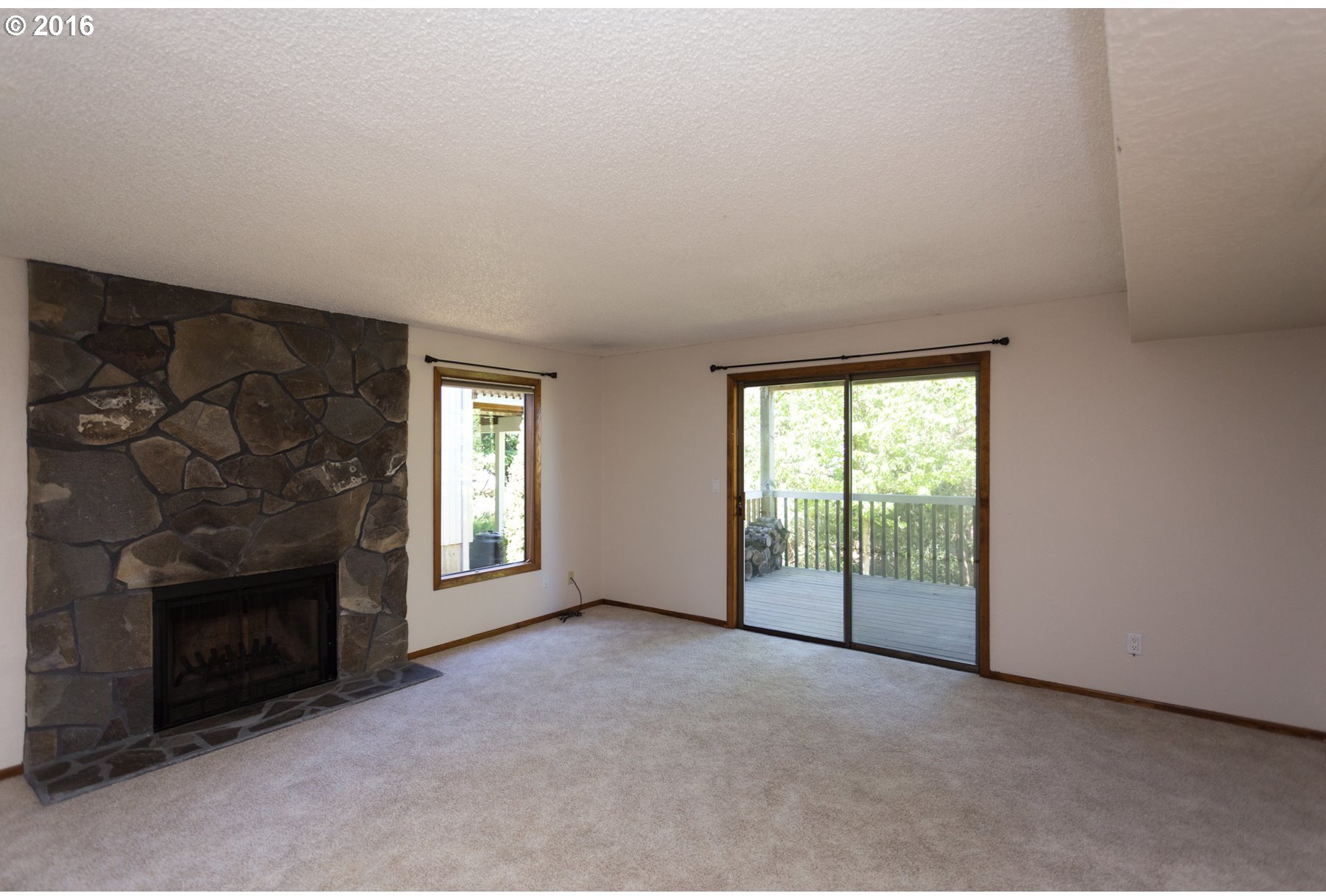 4401 Southwest Stephenson Street Portland, OR 97219 - Photo 25 of 32 Gallery Image 25
