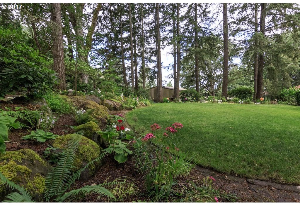 15451 Quall Road Northeast Silverton, OR 97381 - Photo 26 of 32 Gallery Image 26