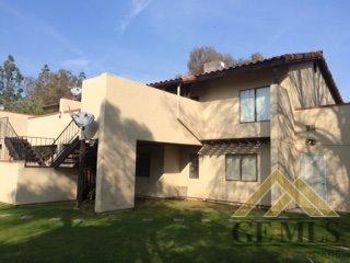 604 Quailridge Road Bakersfield, CA 93309 - Photo 3 of 5